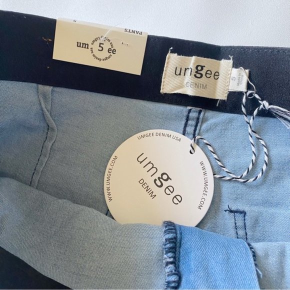 Umgee | High Rise Fringe Hem Bell Bottom Stretch Denim Jeans Light Wash New 5 - Picture 12 of 14